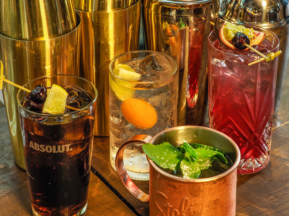 50-Cocktails-9252324.jpg
